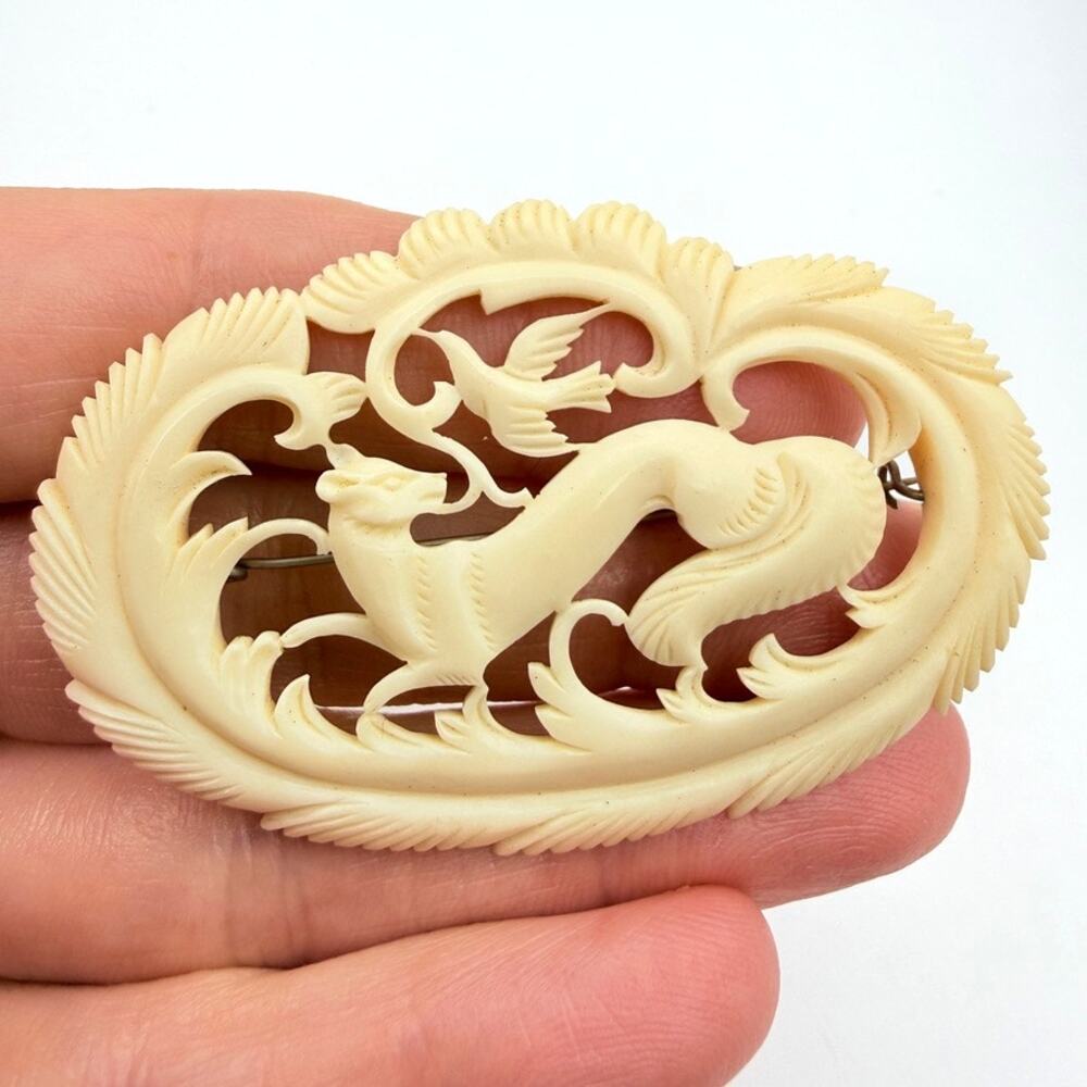 Vintage Celluloid Moulded Cut Out Oval Brooch Cream Animal Fox Bird